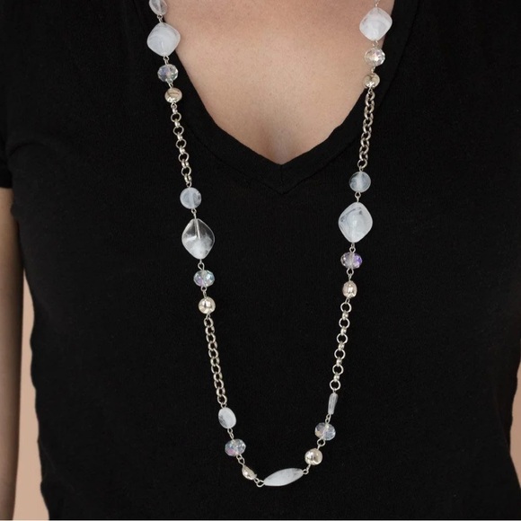 Illuminate Your Look with Our Sparkling Silver Beaded Necklace and Earring Set - Picture 2 of 3